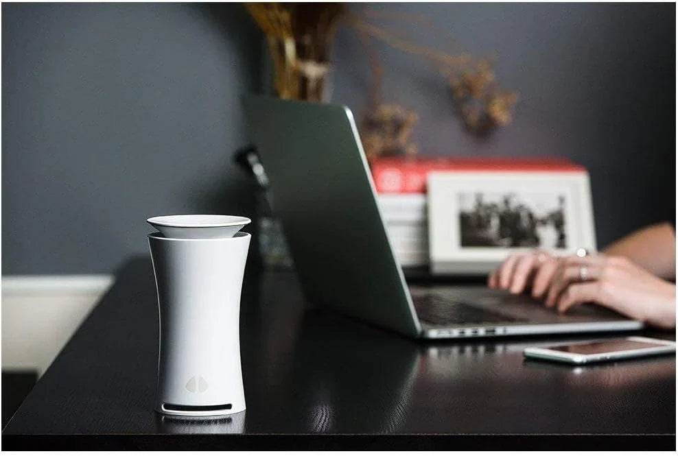 The 9-in-1 intelligent air quality monitor is suitable for indoor environments. It integrates an intelligent temperature sensor, an intelligent humidity sensor, a carbon dioxide monitor, and a mold detector, and comes with a free mobile application.