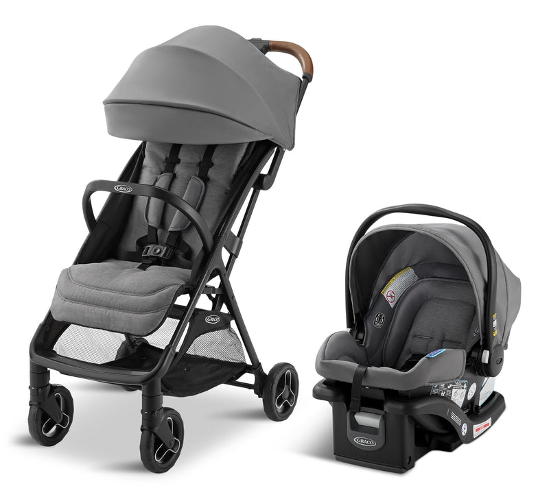 Ready2Jet Travel System, Includes Stroller and Car Seat D7688